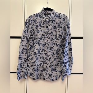 Banana Republic floral untucked slim fit twill excellent condition